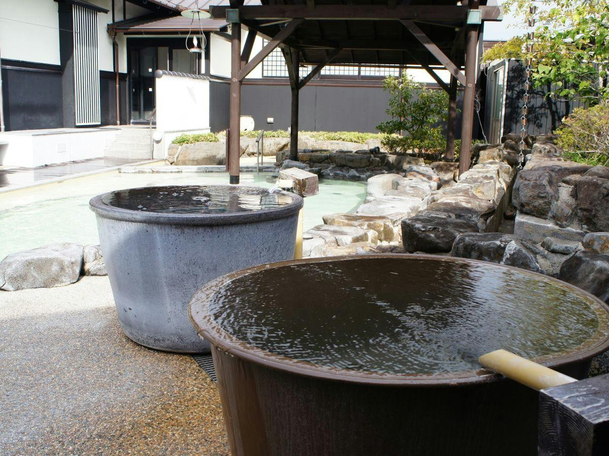 【平原温泉ぽっぽの湯入浴券付き】露天風呂がある天然温泉でリラックス＜貸タオル＆送迎無料＞（朝食付き）