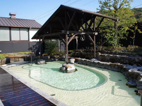【平原温泉ぽっぽの湯入浴券付き】露天風呂がある天然温泉でリラックス<貸タオル&送迎無料>(朝食付き)