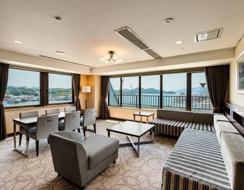 *キングスイート_リビング