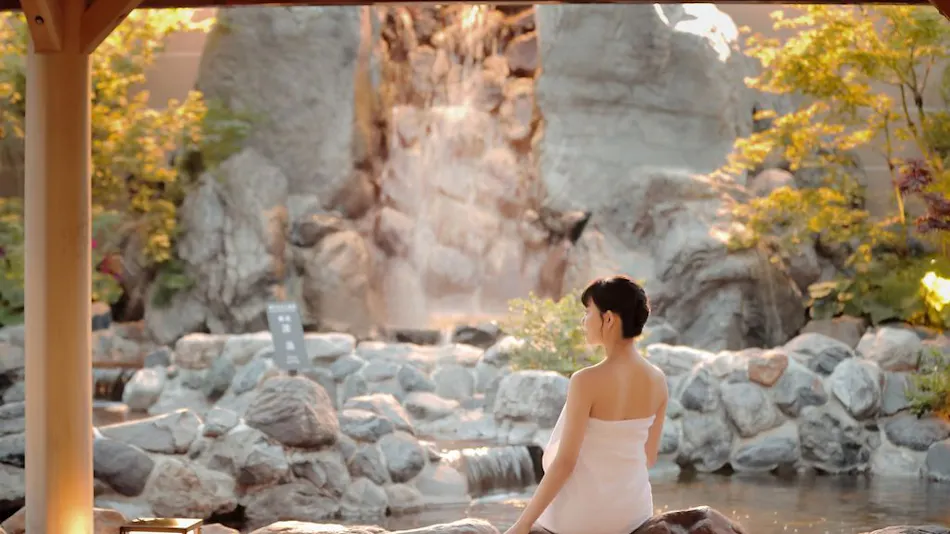 Kobe Minato Onsen Ren