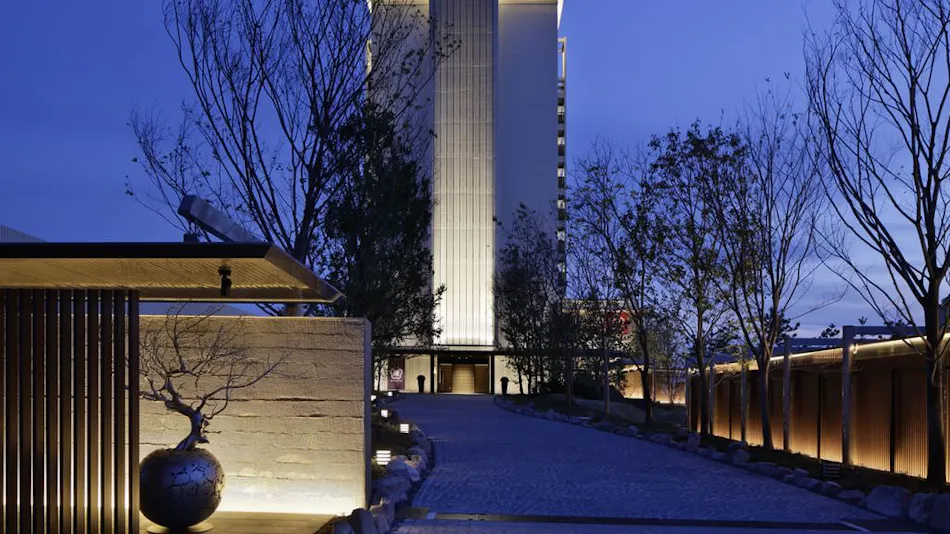 Kobe Minato Onsen Ren