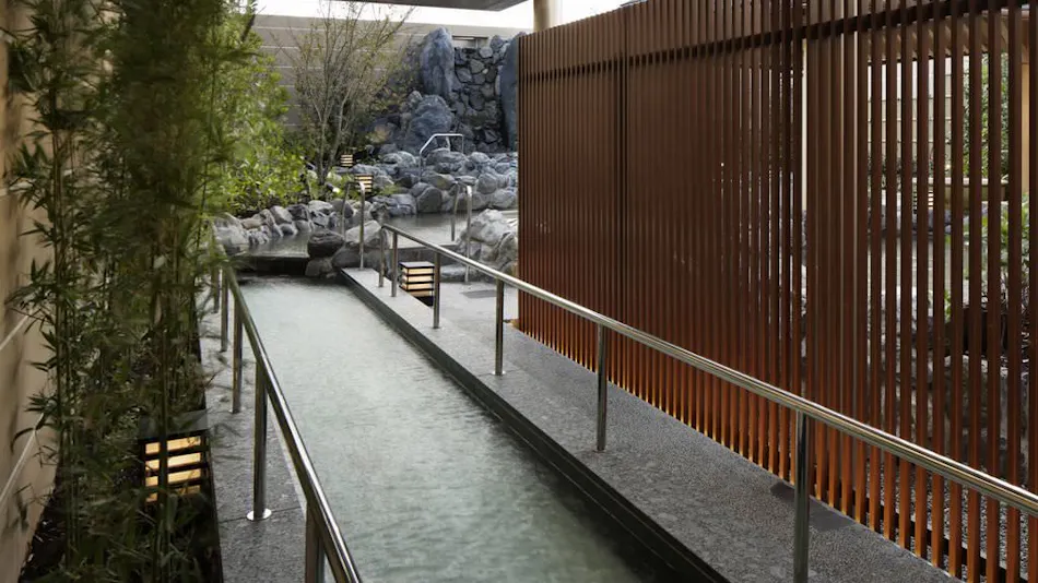 Kobe Minato Onsen Ren