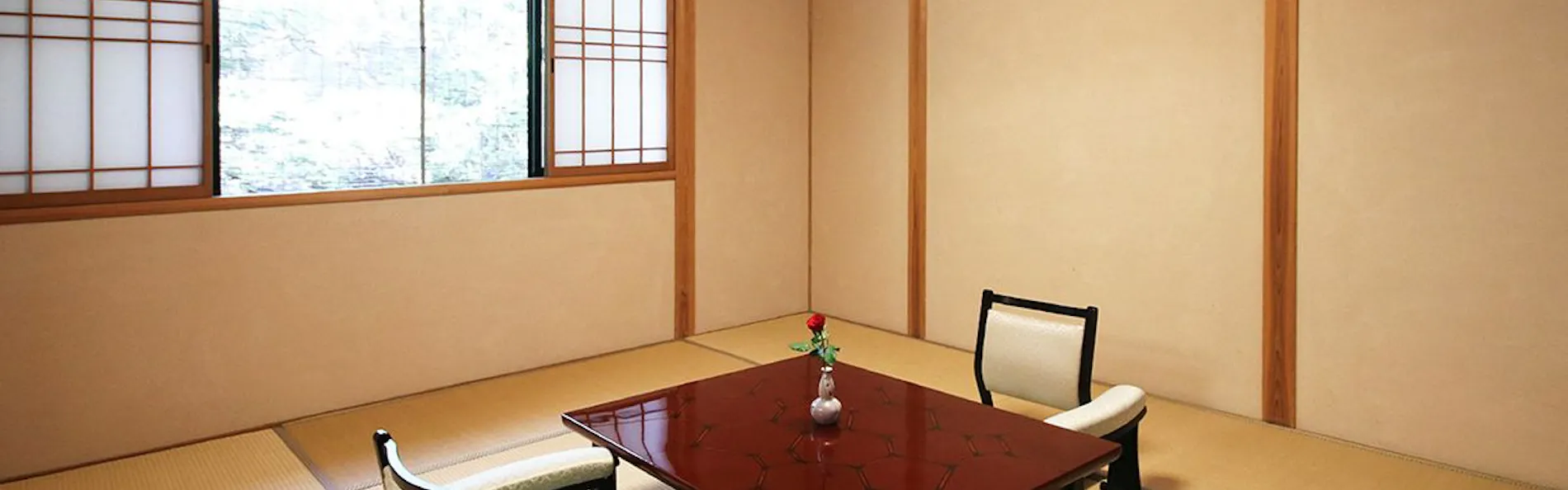 塵表閣本店