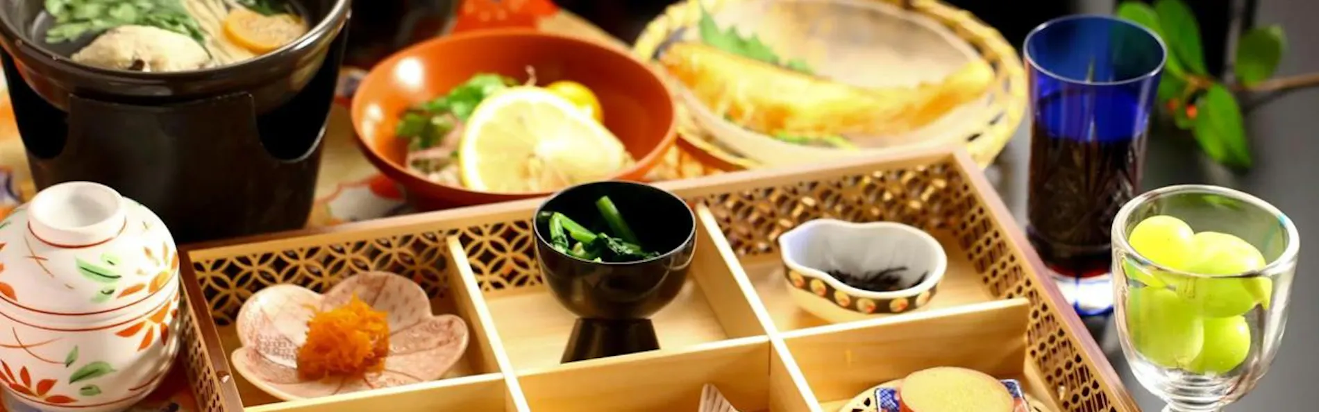 塵表閣本店