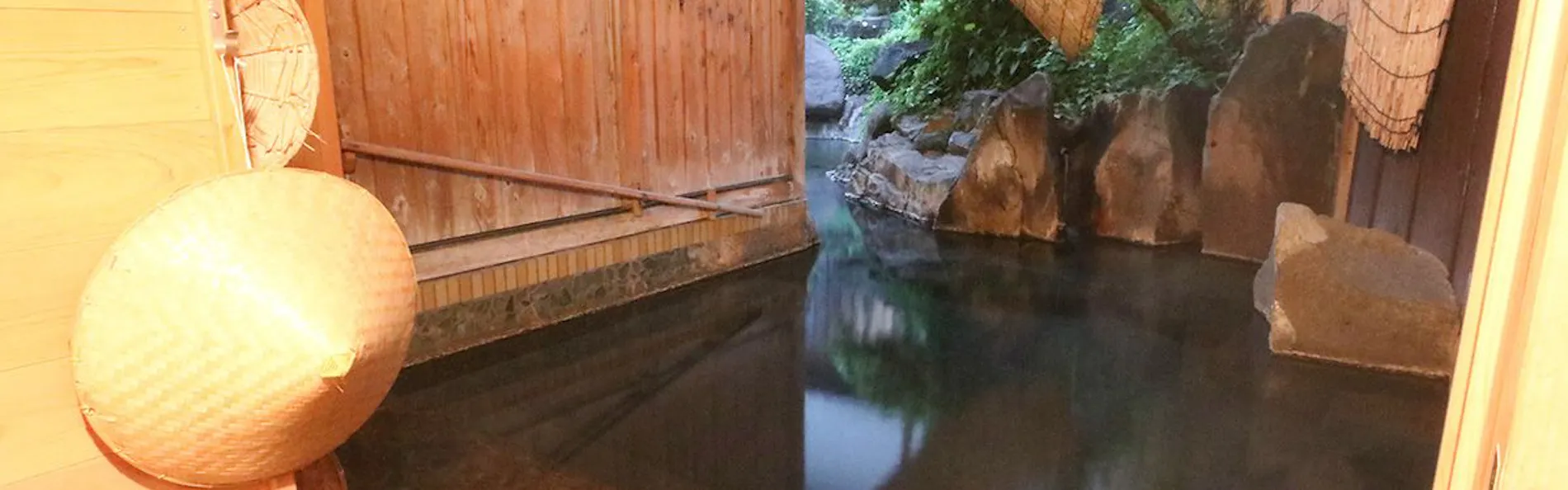 塵表閣本店