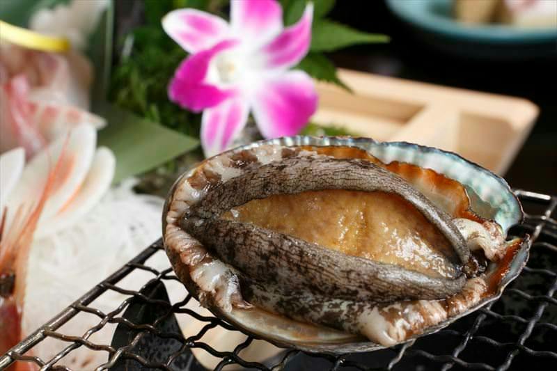【海鮮会席-汕】直前＆閑散期限定の超特価！活アワビ付季節の会席料理を堪能【2食付90分飲み放題】