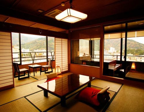 源泉100％掛流し・露天風呂付客室「御殿」