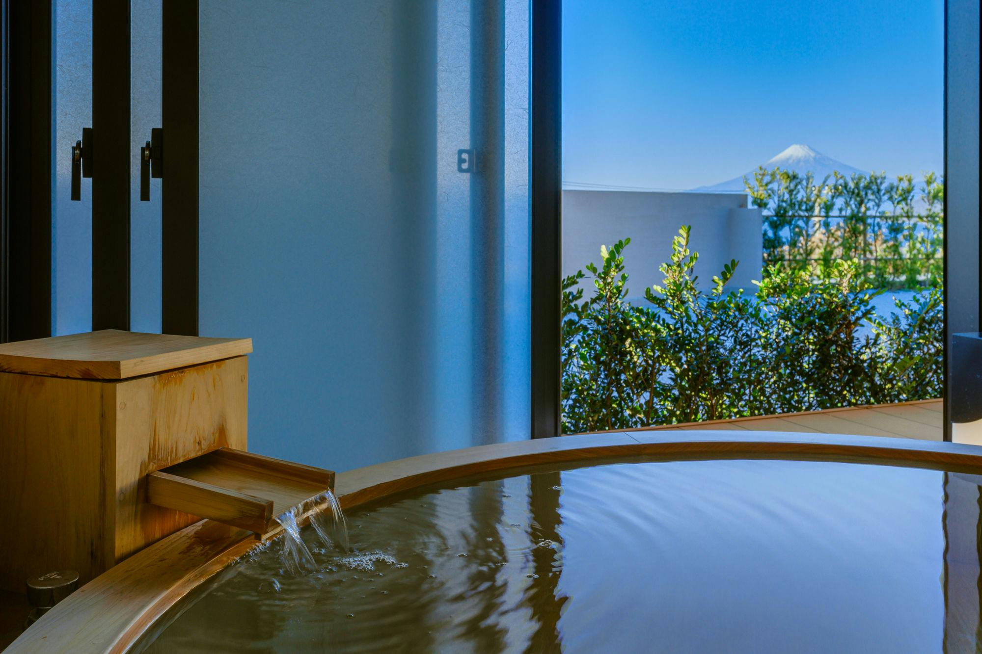 「出逢い」（お部屋Ａタイプ）露天風呂