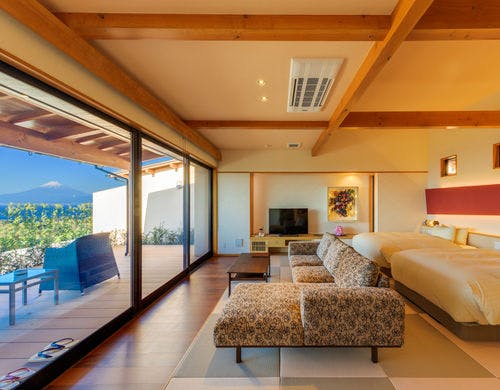 「愛おしく」（お部屋Ｂタイプ）