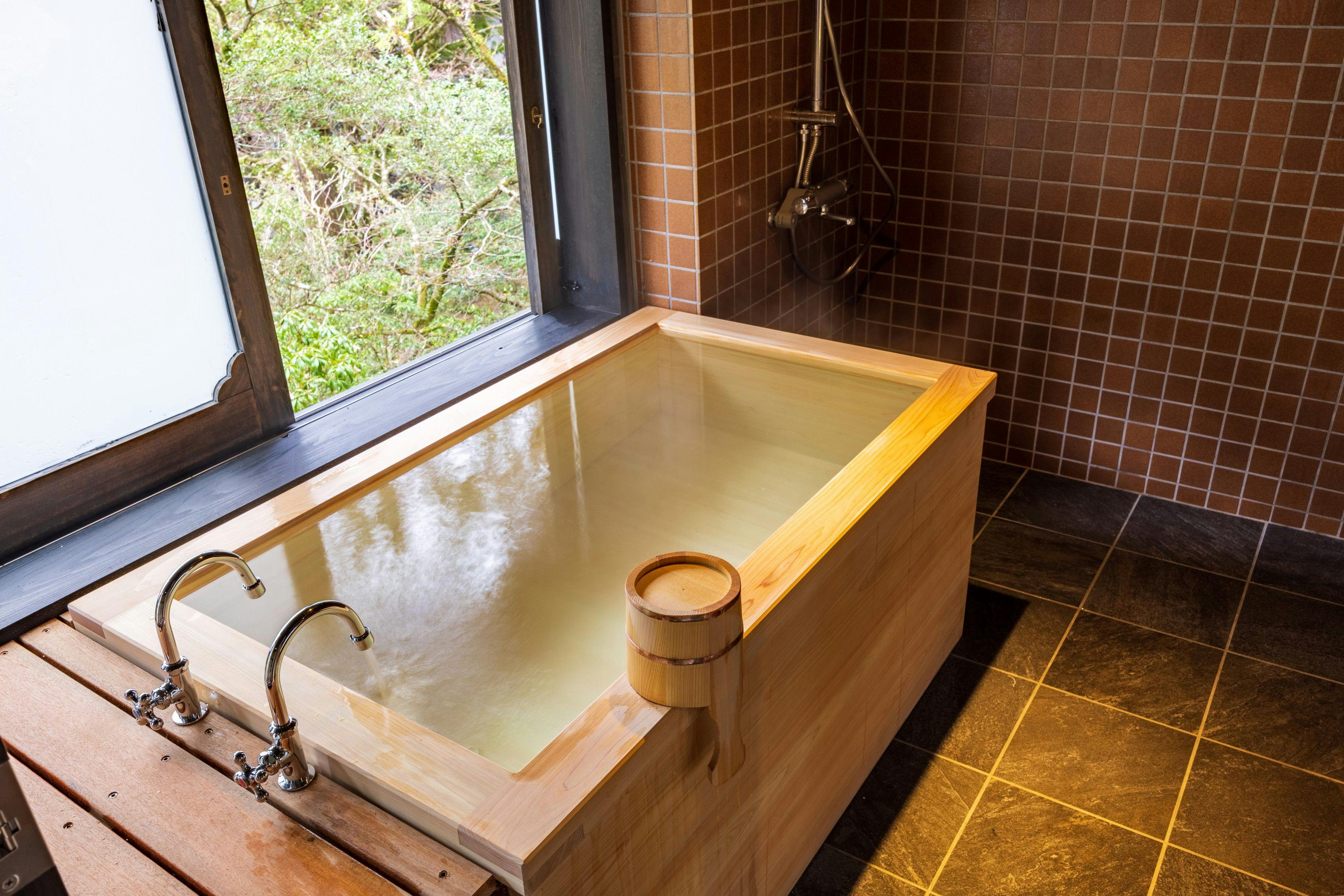 箱根の名湯　松坂屋本店