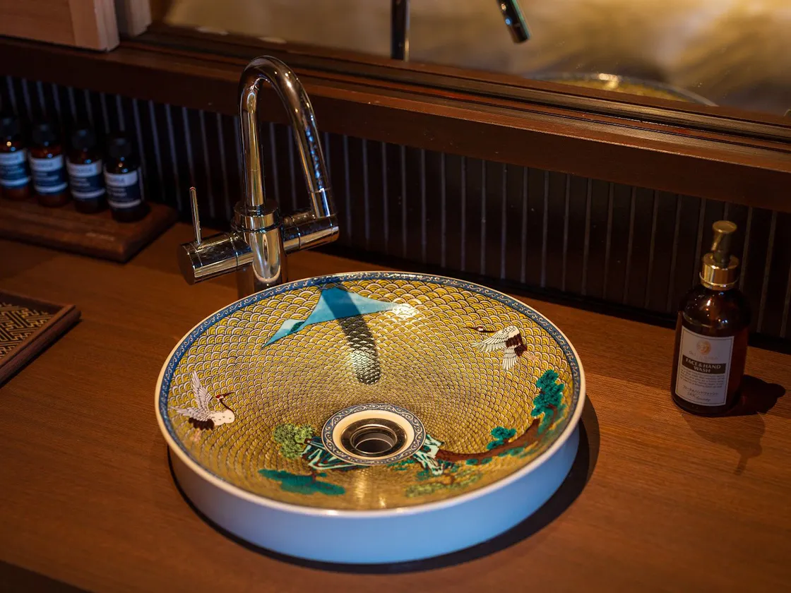 露天風呂付き客室「曙」洗面台