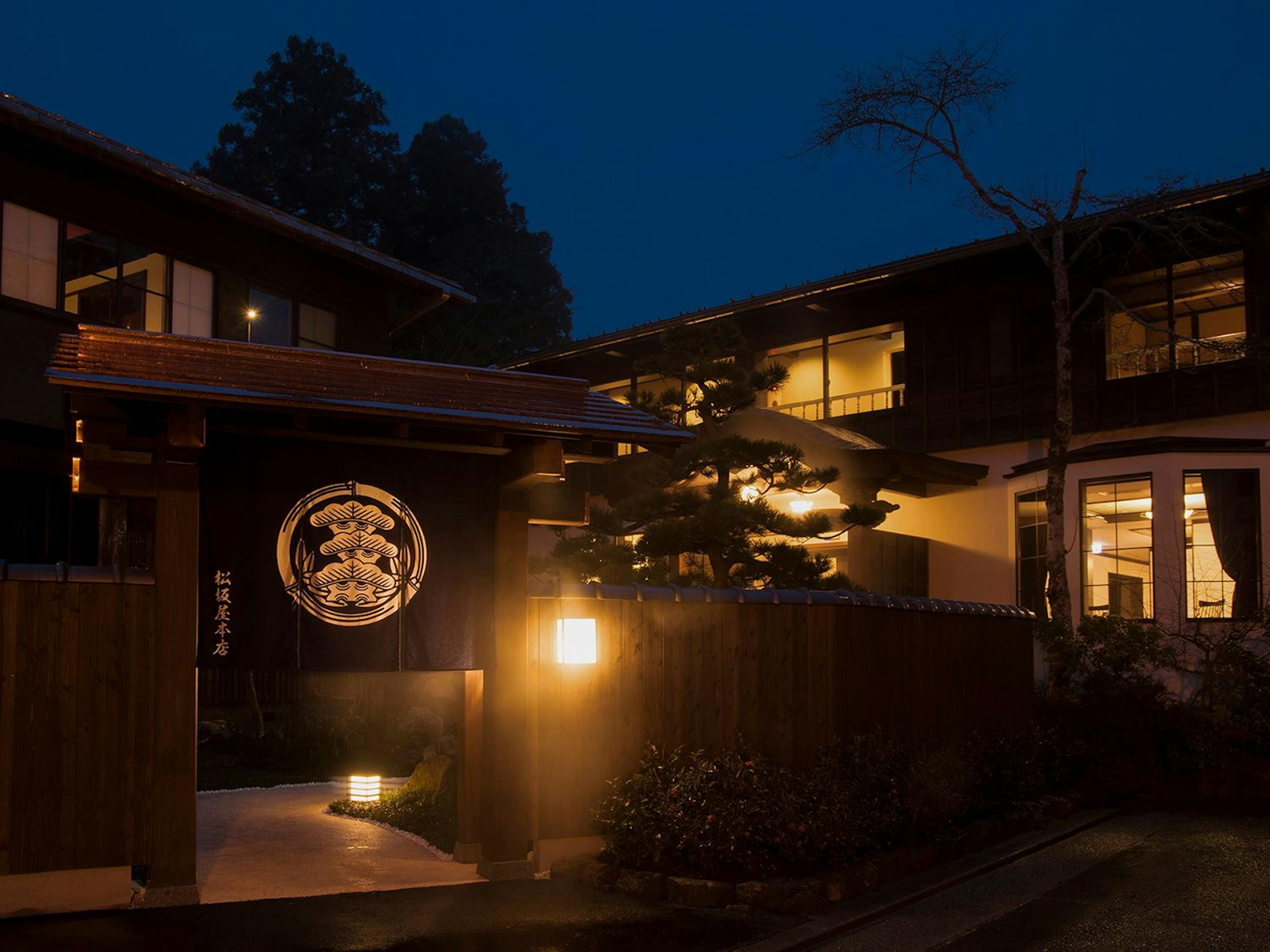 松坂屋本店の外観