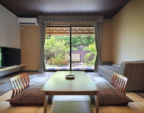 【離れ和洋室】マッサージチェア付