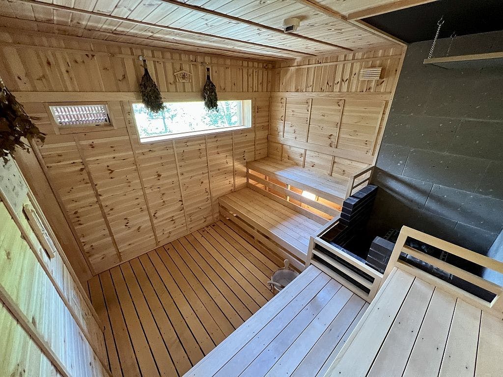 大浴場「森の湯屋」のサウナ室内