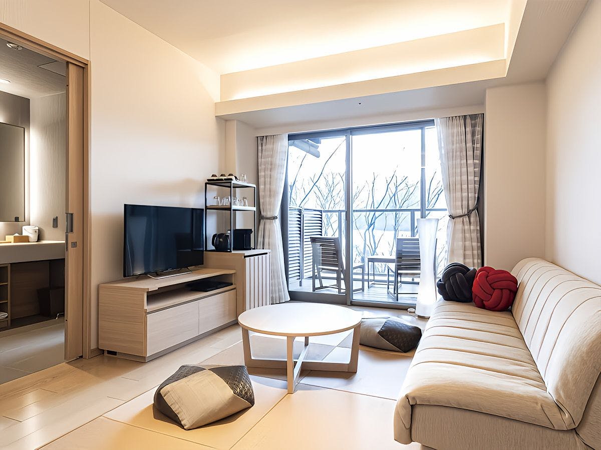 Phòng Deluxe kiểu Nhật và phương Tây kèm bồn tắm lộ thiên