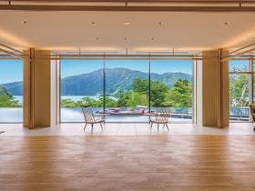 箱根・芦ノ湖 はなをり