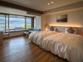 ホテル宮島別荘　夕陽を望む展望畳温泉と自然派ブッフェ料理