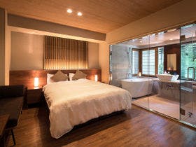 ホテル宮島別荘　夕陽を望む展望畳温泉と自然派ブッフェ料理