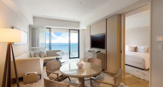 Executive Ocean Suite Living
