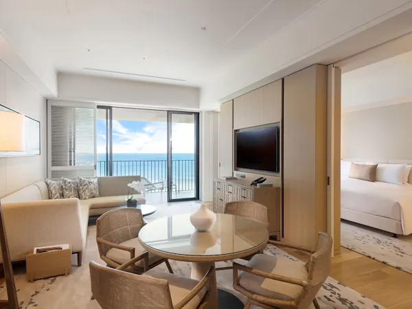 Executive Ocean Suite Living