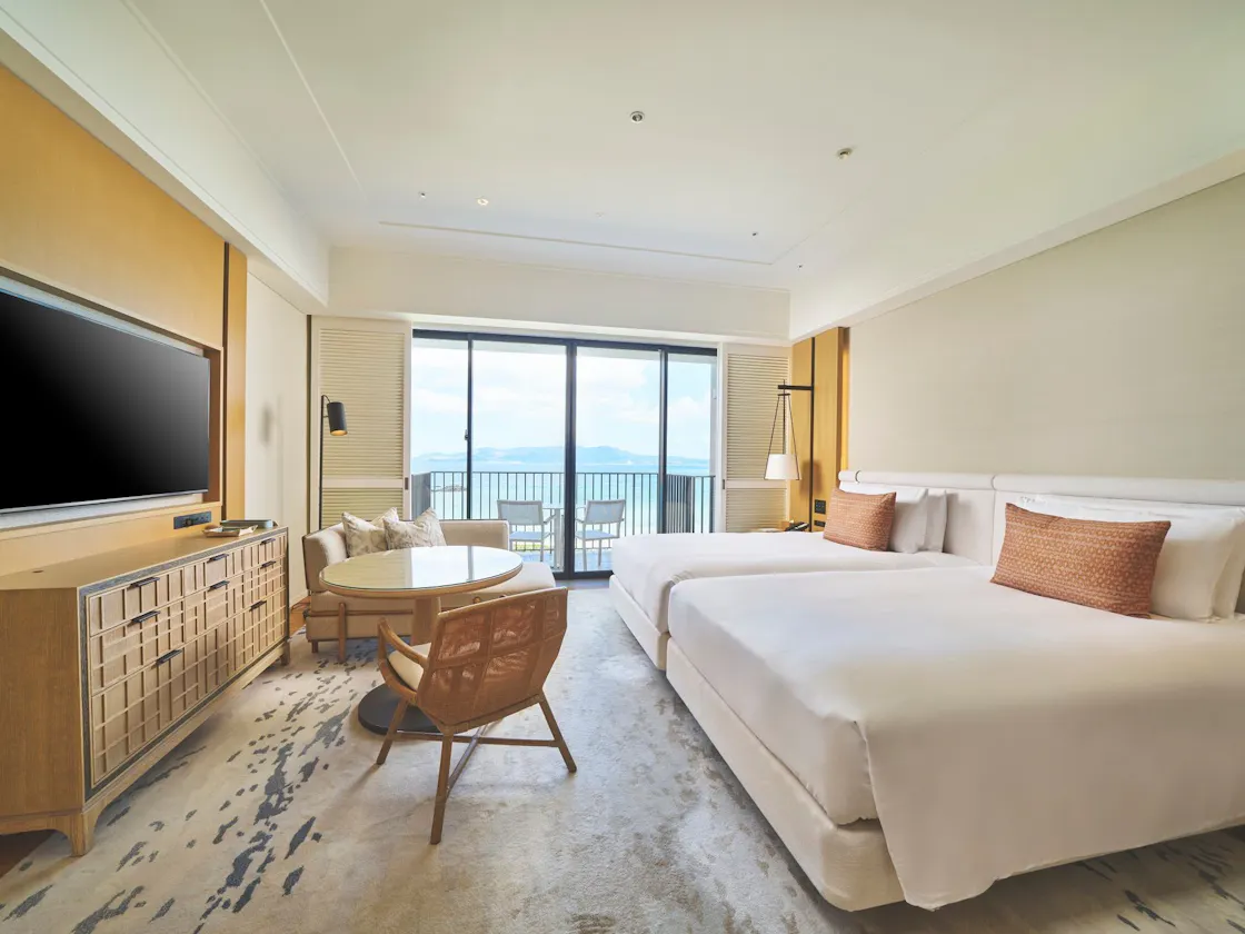 DeluxOceanView