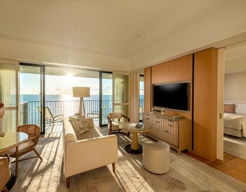 Executive Ocean Front Suite Bathroom
