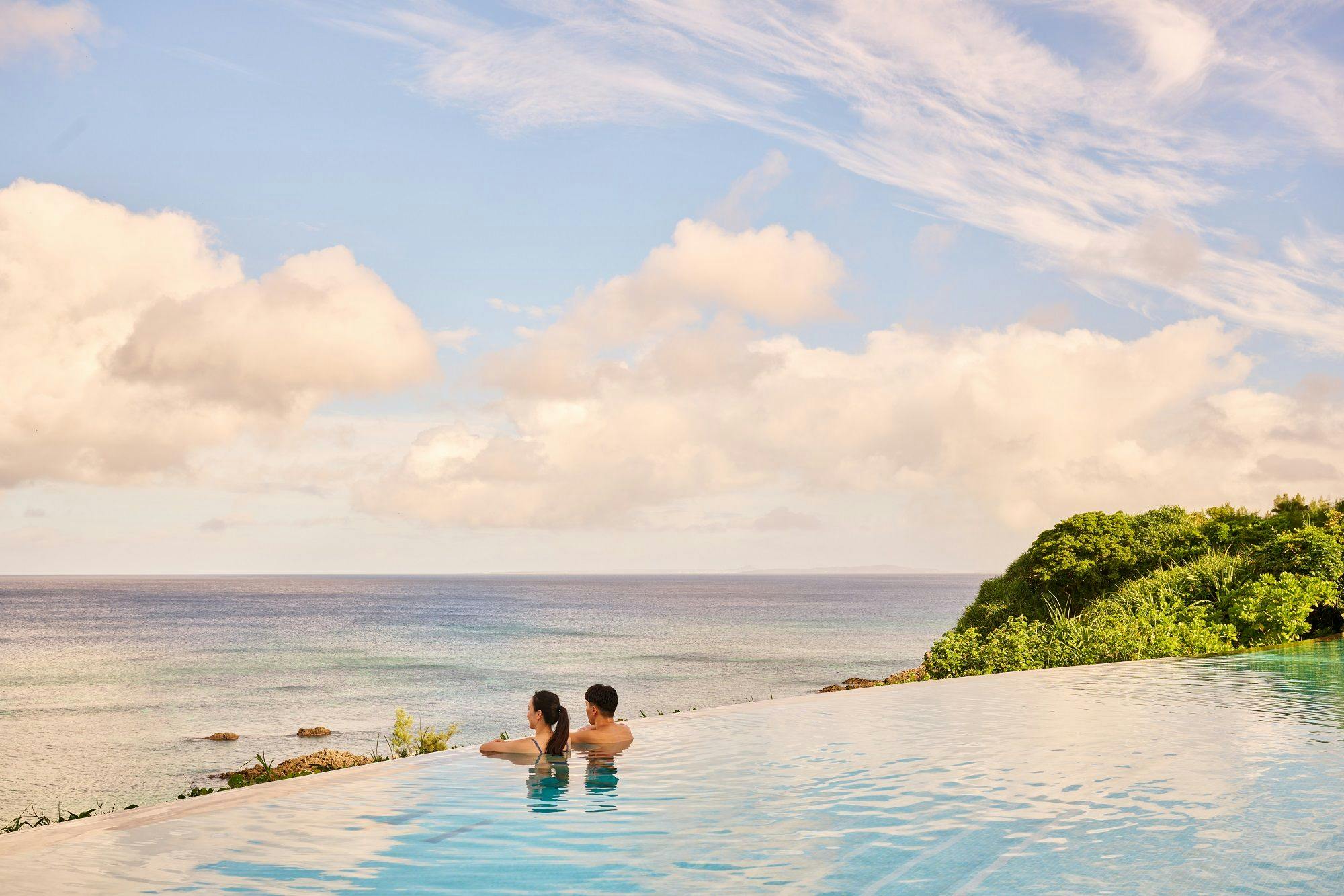 ハレクラニ沖縄 - 宿泊予約 - 一休.com