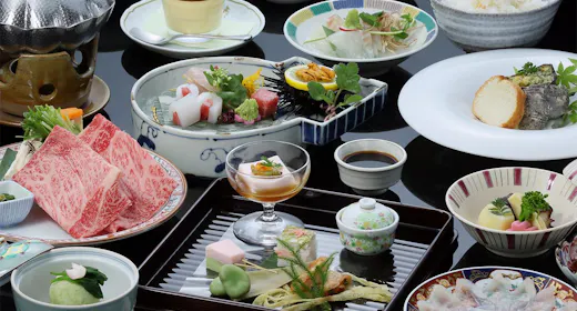 <全室テラス・半露天風呂付>【四季旬彩・味覚】水辺の夕景と人気の萩・山海の食を堪能する味覚会席プラン