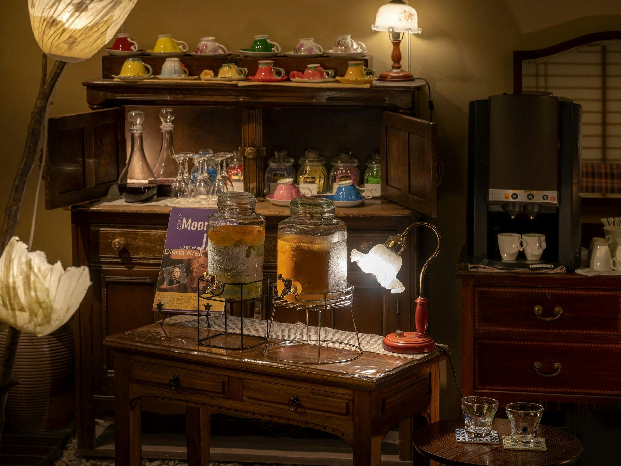 로비 음료 서비스