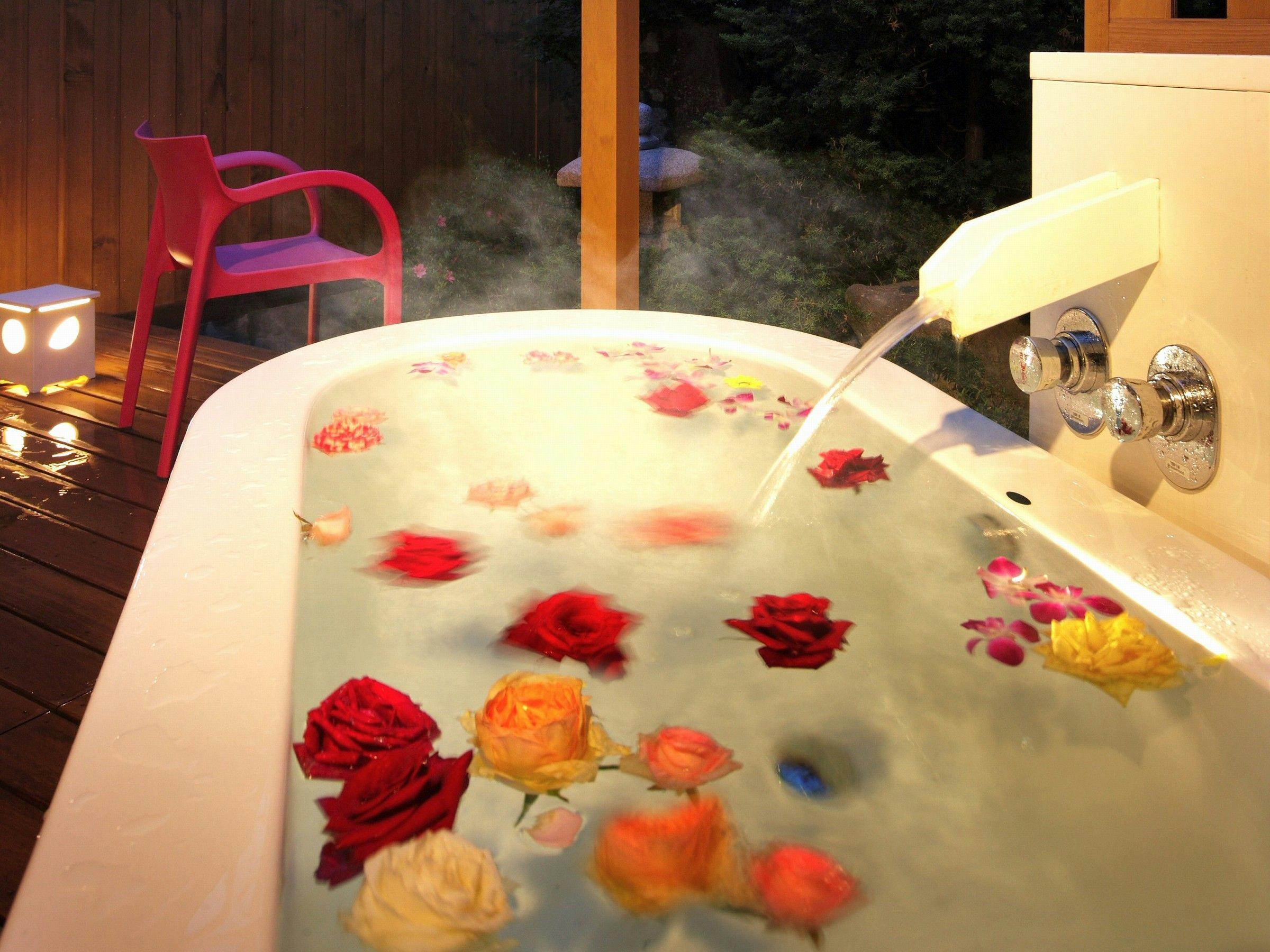 노천탕이 있는 객실(칸나) 예시