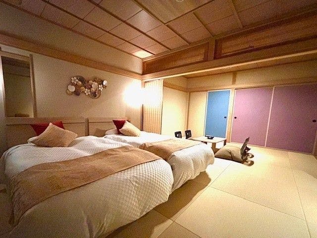 花明りの宿　月の池