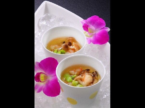 花明りの宿　月の池