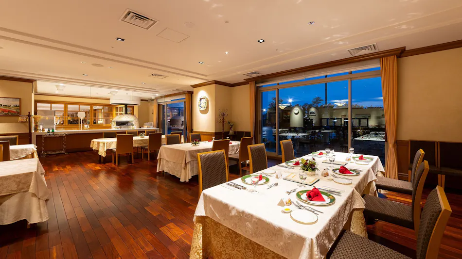 Grand Empire Hotel