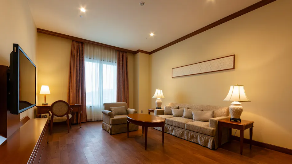 Grand Empire Hotel