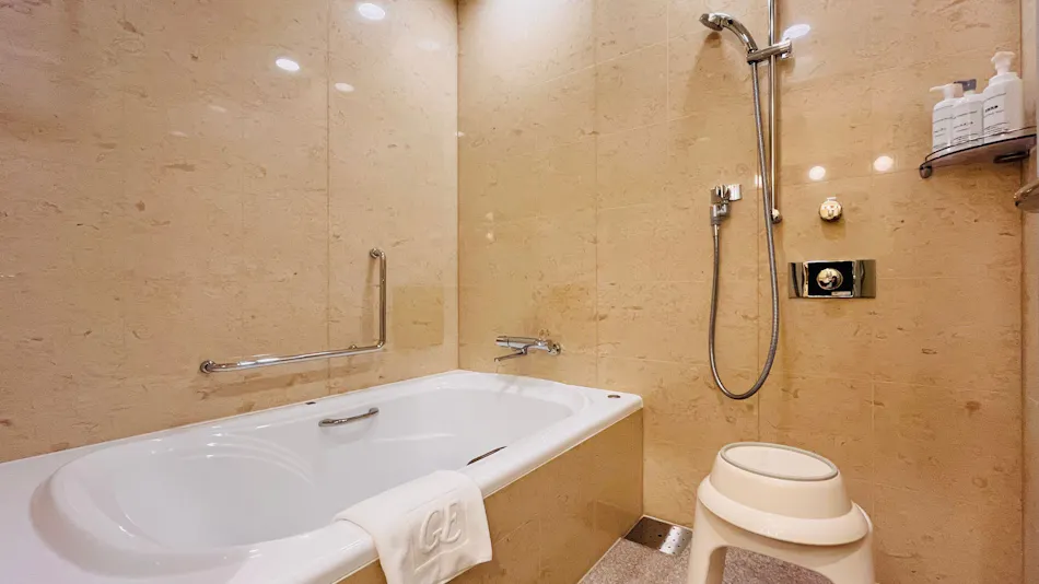 Grand Empire Hotel