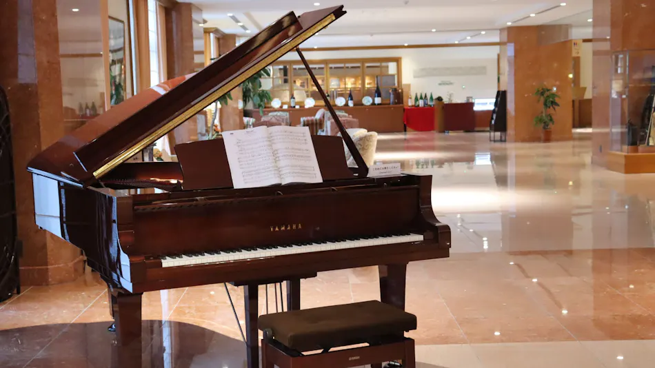 Grand Empire Hotel