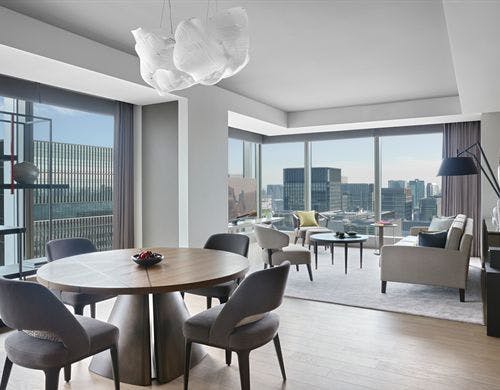 大手町スイート リビング ダイニングルーム