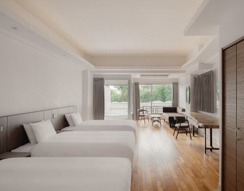 ガ－デンテラストリプル（3名仕様）