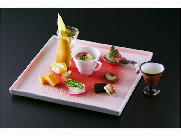【六花スタンダード】旬の食材を愉しむ和洋創作会席プラン
