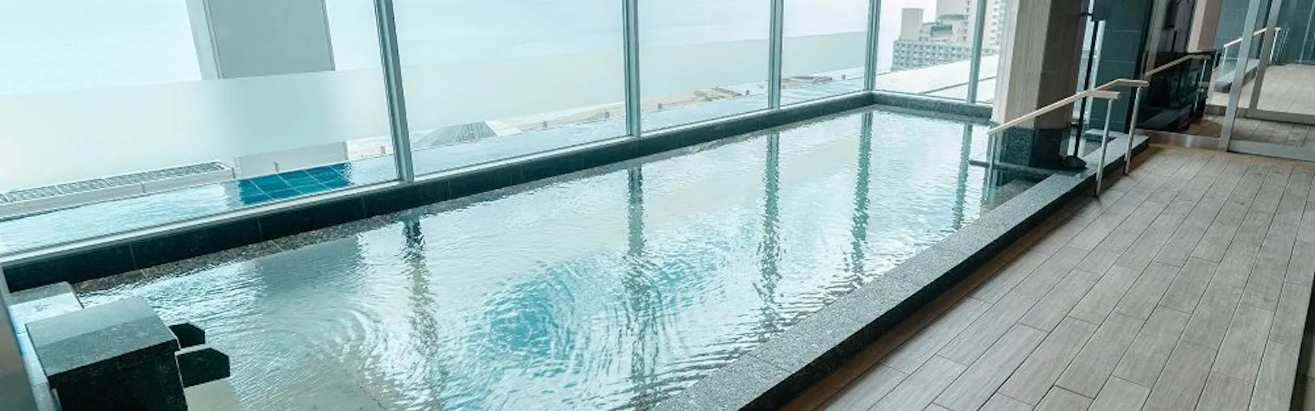 函館湯の川温泉 海と灯/ヒューイットリゾート