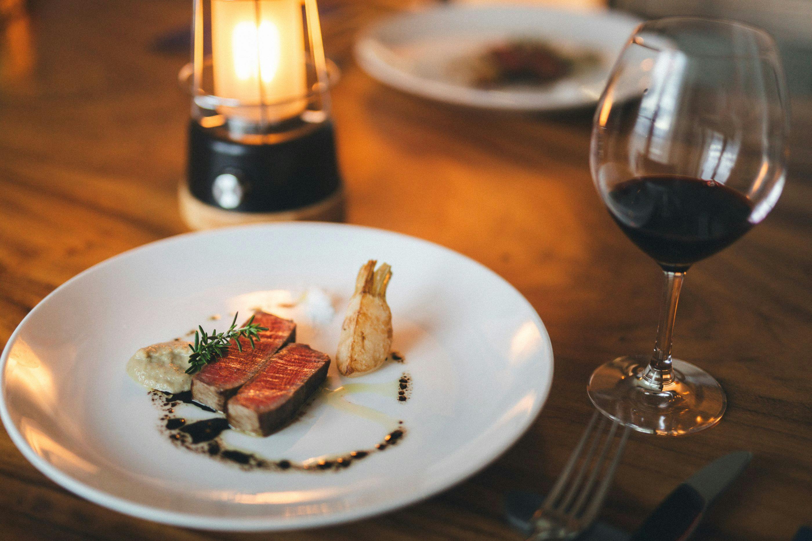 Keistimewaan rasa daging merah dari 'Tosa Akaushi'.