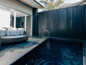 BOTANICAL　POOL　CLUB