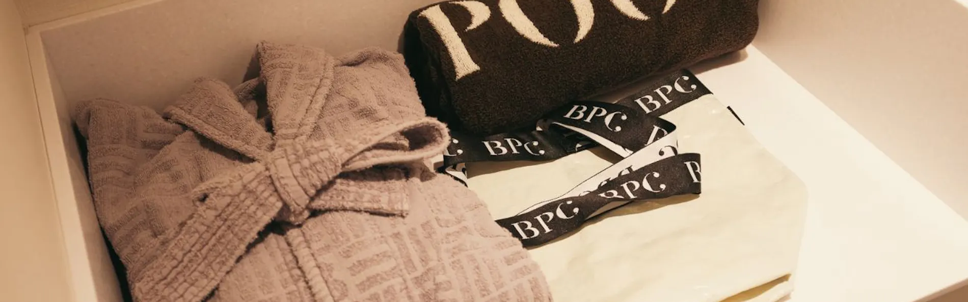 BOTANICAL POOL CLUB