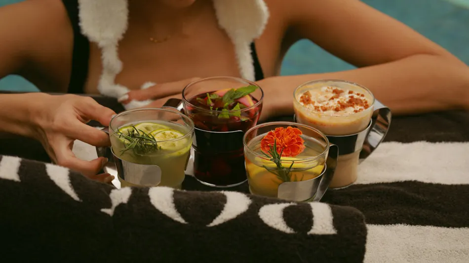 BOTANICAL POOL CLUB