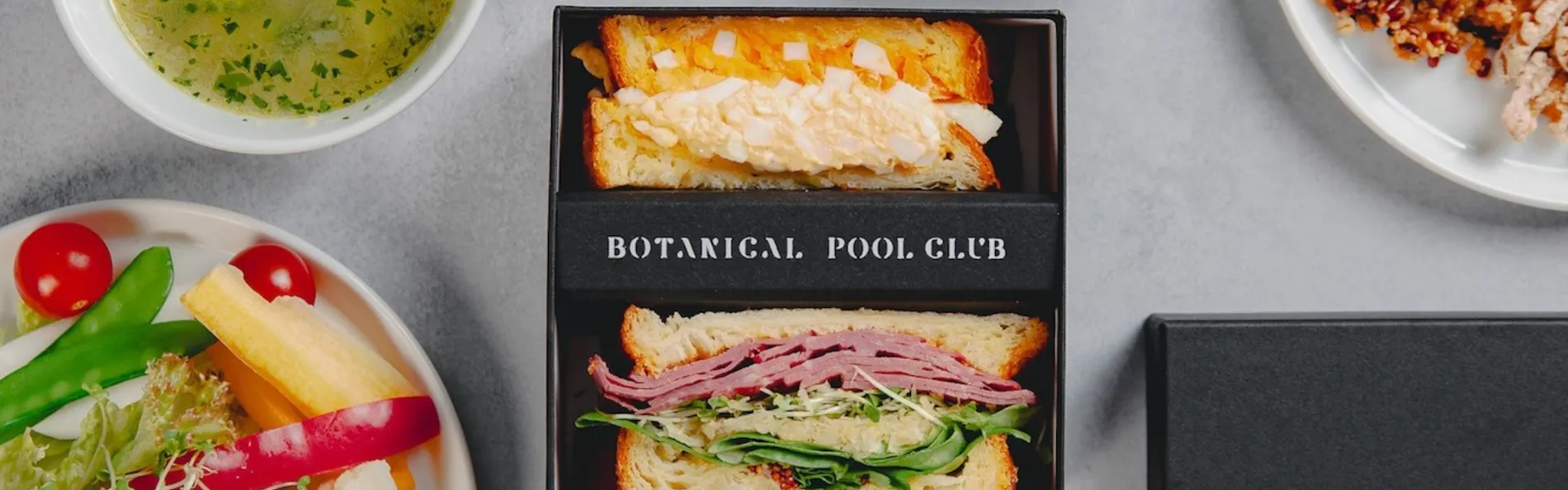 BOTANICAL POOL CLUB