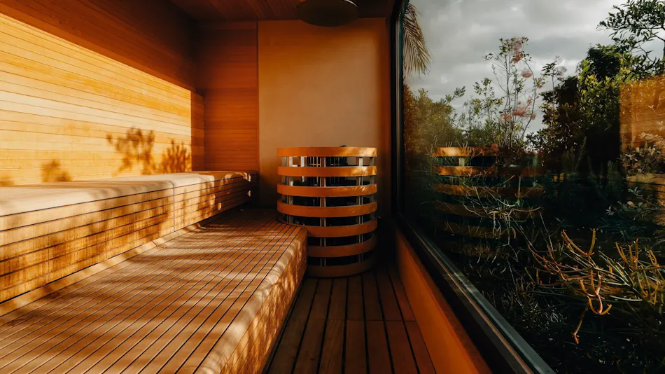 BOTANICAL POOL CLUB