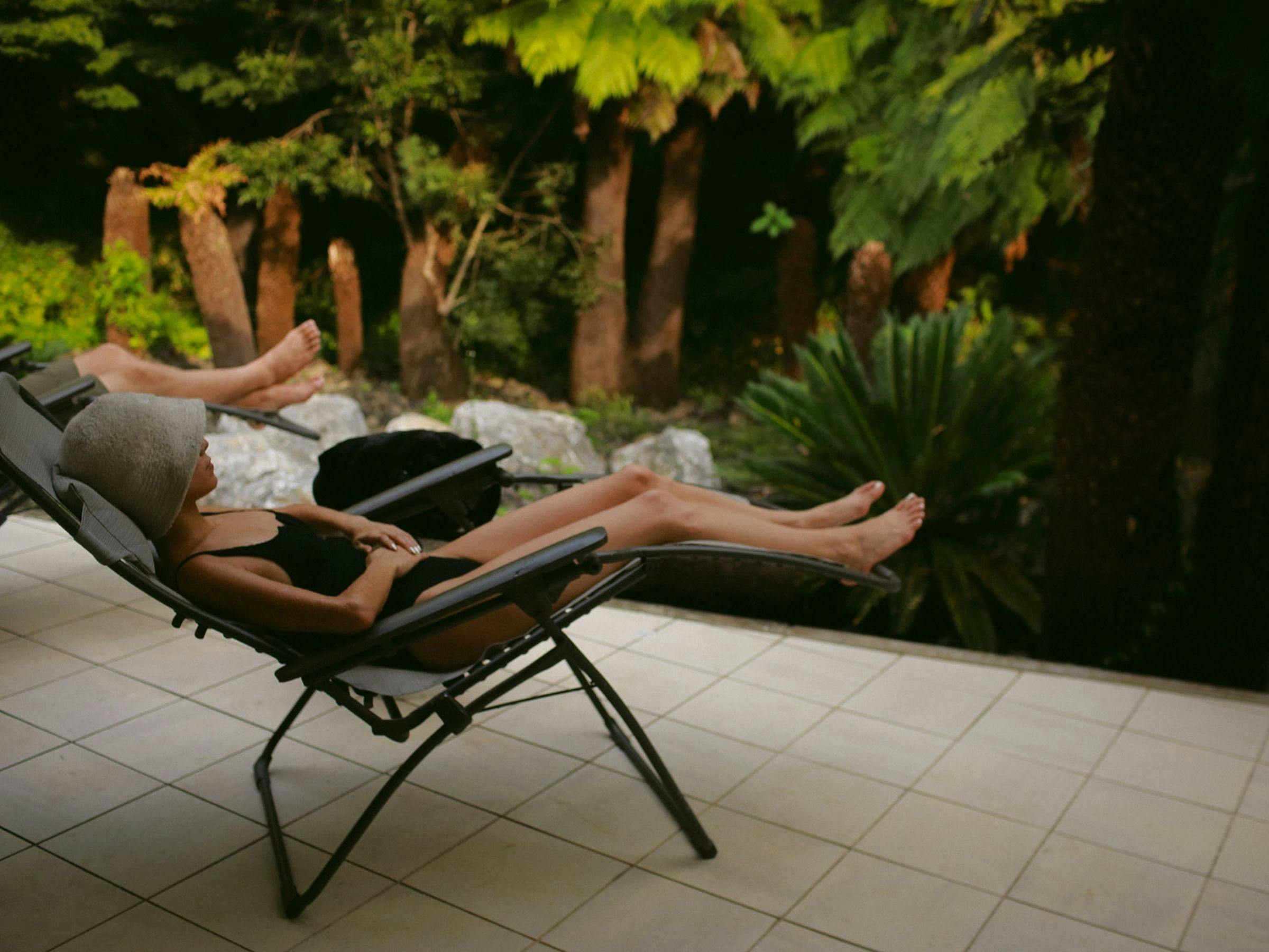 BOTANICAL POOL CLUB