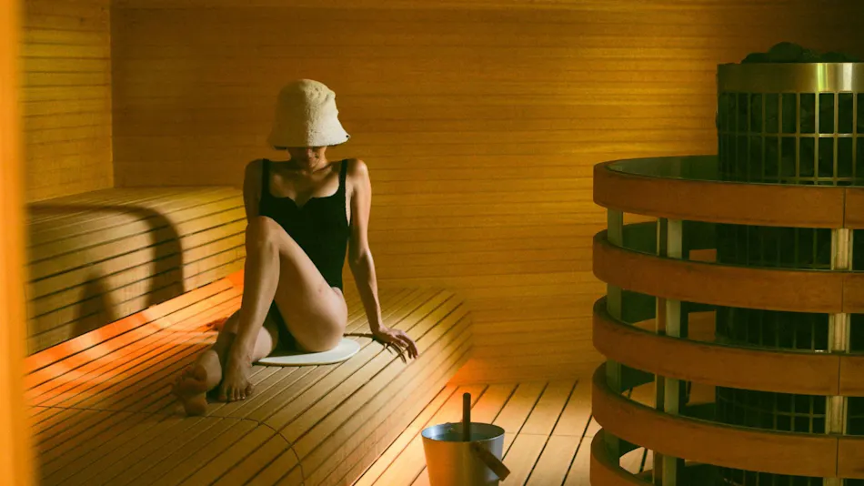 BOTANICAL POOL CLUB