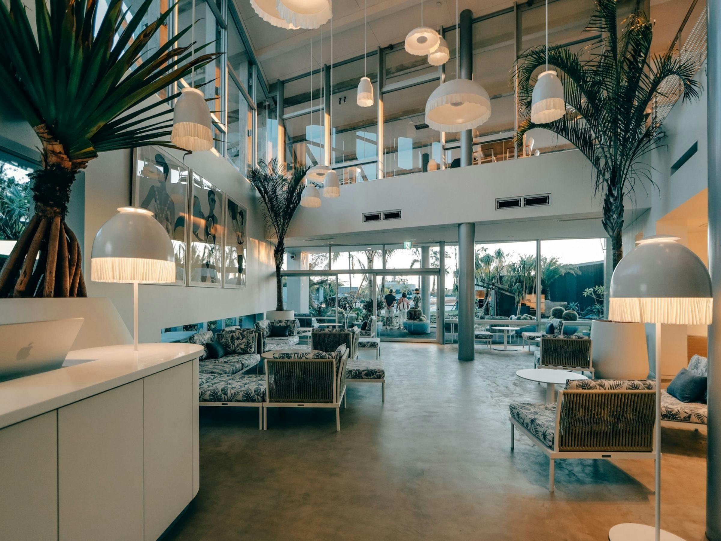 BOTANICAL POOL CLUB