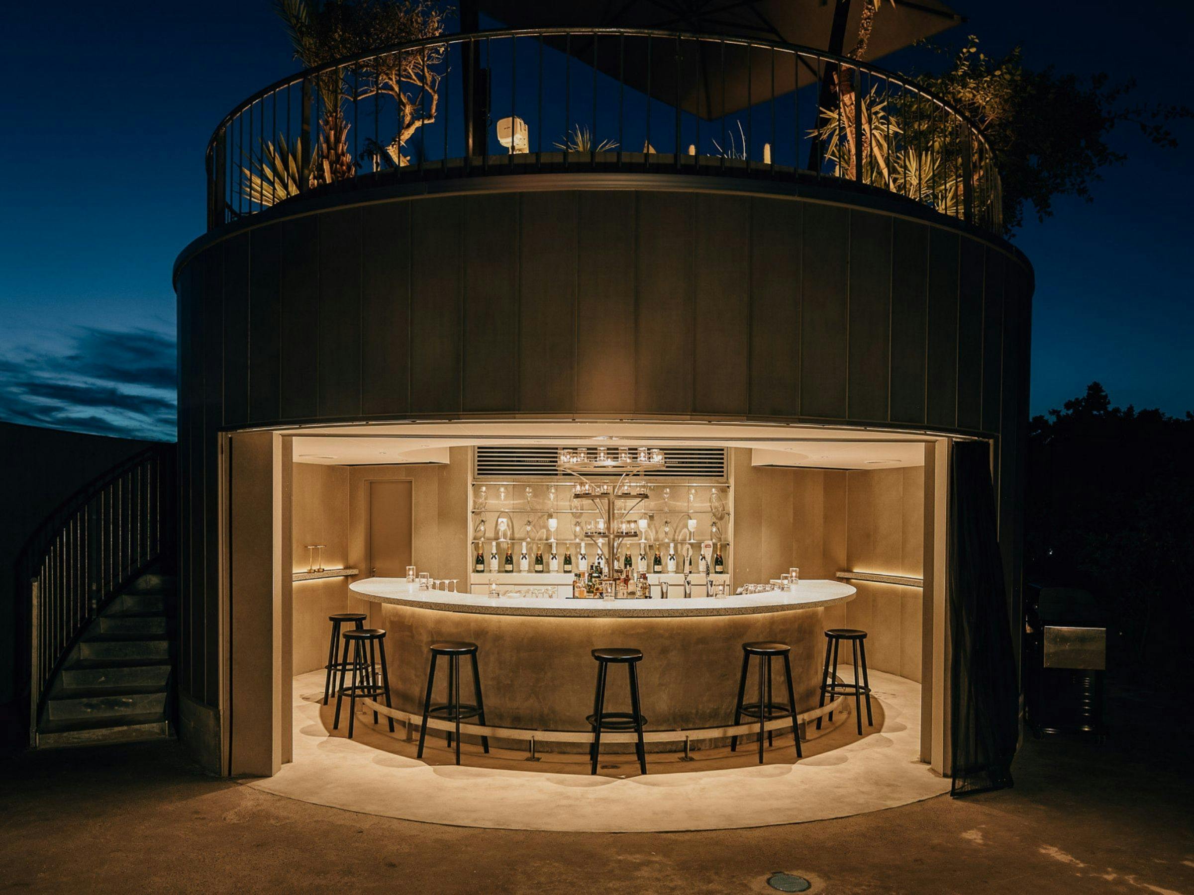 BOTANICAL POOL CLUB